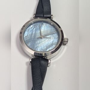 Ladies Vintage Joe Fresh Accutine Watch Corp Watch